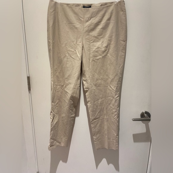⭐️Lafayette 148 Cloth Khaki Pants⭐️ - Picture 4 of 11